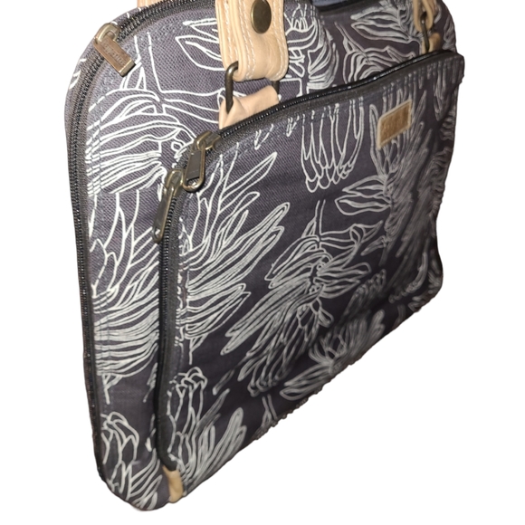 Pepper Tree Laptop Canvas and Leather Bag - Picture 2 of 2